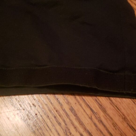 Apostrophe Black Embellished Tank Top Built‑in Bra Stretchy Womens Medium - Picture 4 of 4